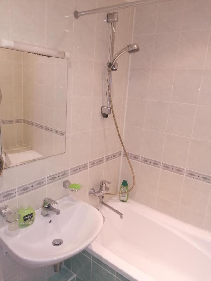 ריגה 15 Minutes From The Beach And City Center 7 Minutes From The Airport מראה חיצוני תמונה